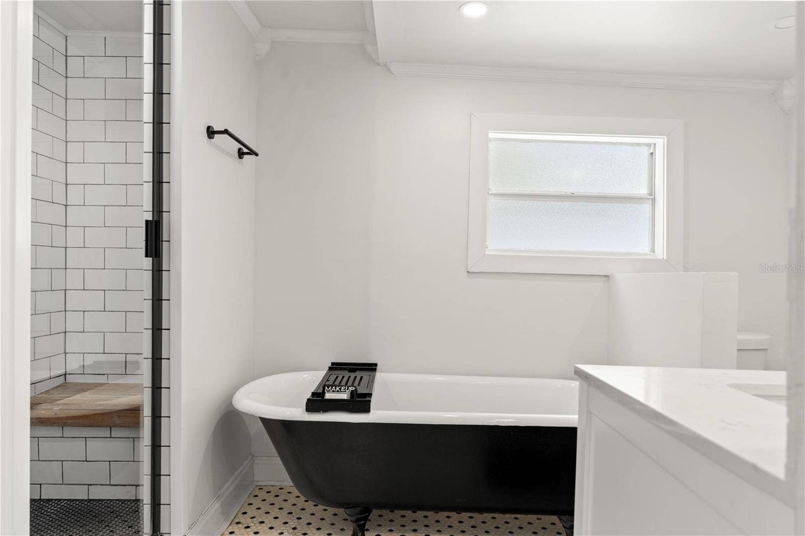 324 W HAYA STREET, Tampa, FL 33603 Primary Bathroom