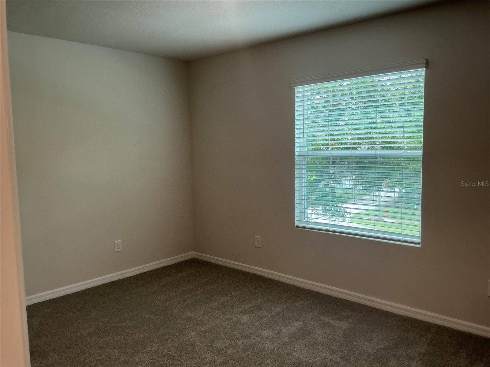 11961 HAMILTON AVENUE, Largo, FL 33774 Li