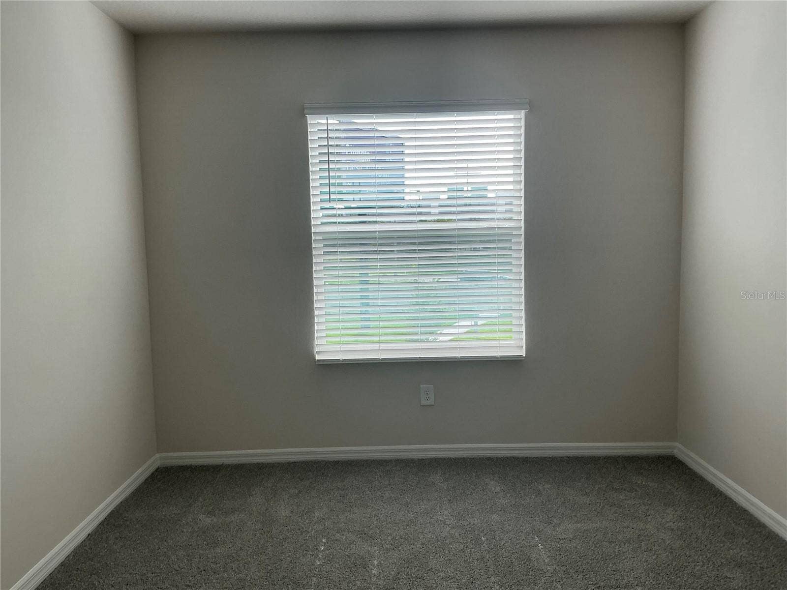 11961 HAMILTON AVENUE, Largo, FL 33774 11961 HAMILTON AVENUE, Largo, FL 33774