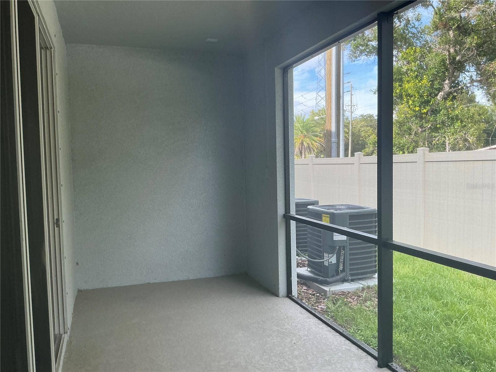 11961 HAMILTON AVENUE, Largo, FL 33774 11961 HAMILTON AVENUE, Largo, FL 33774