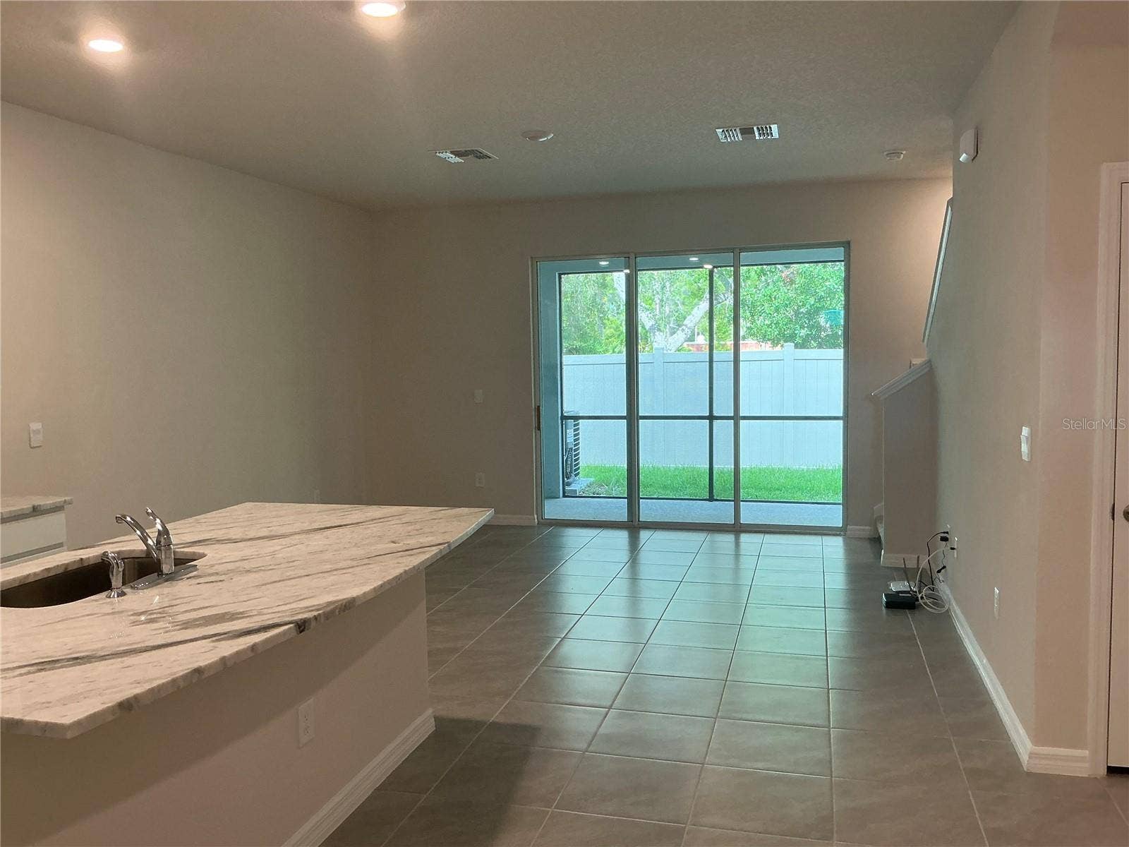 11961 HAMILTON AVENUE, Largo, FL 33774 11961 HAMILTON AVENUE, Largo, FL 33774