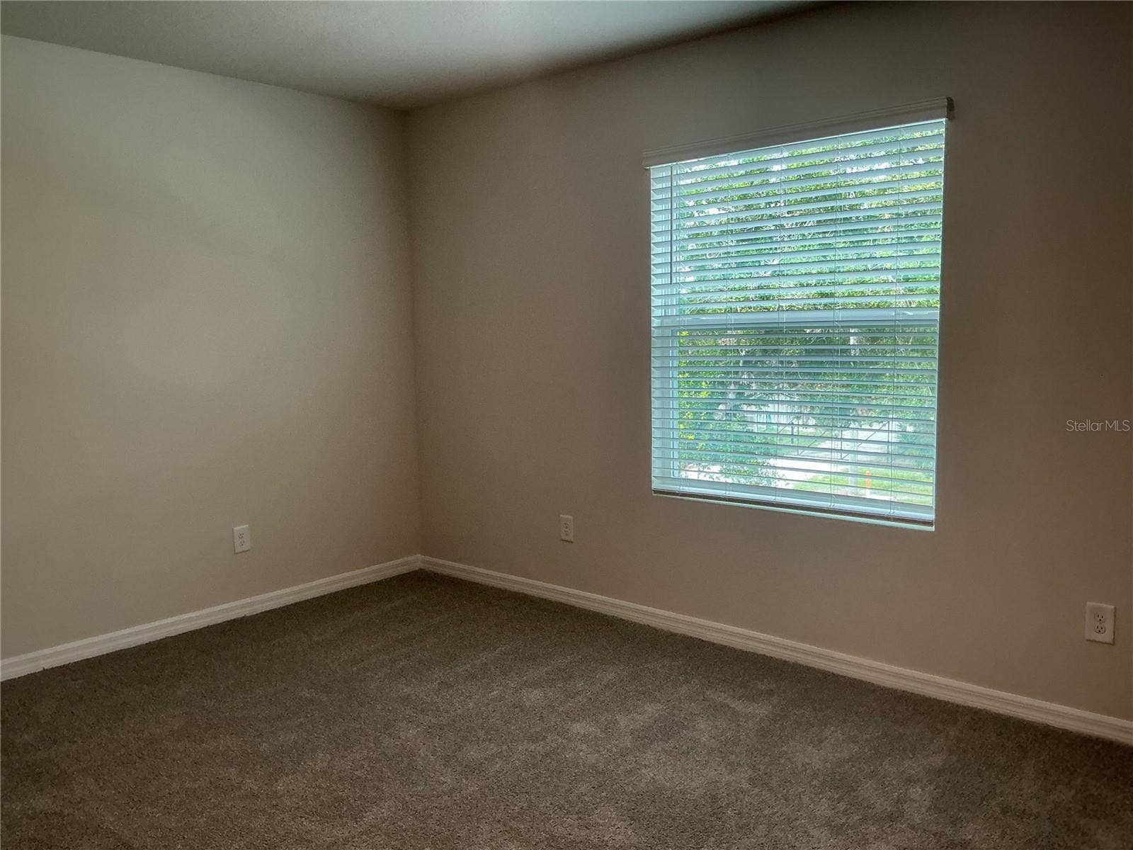 11961 HAMILTON AVENUE, Largo, FL 33774 11961 HAMILTON AVENUE, Largo, FL 33774