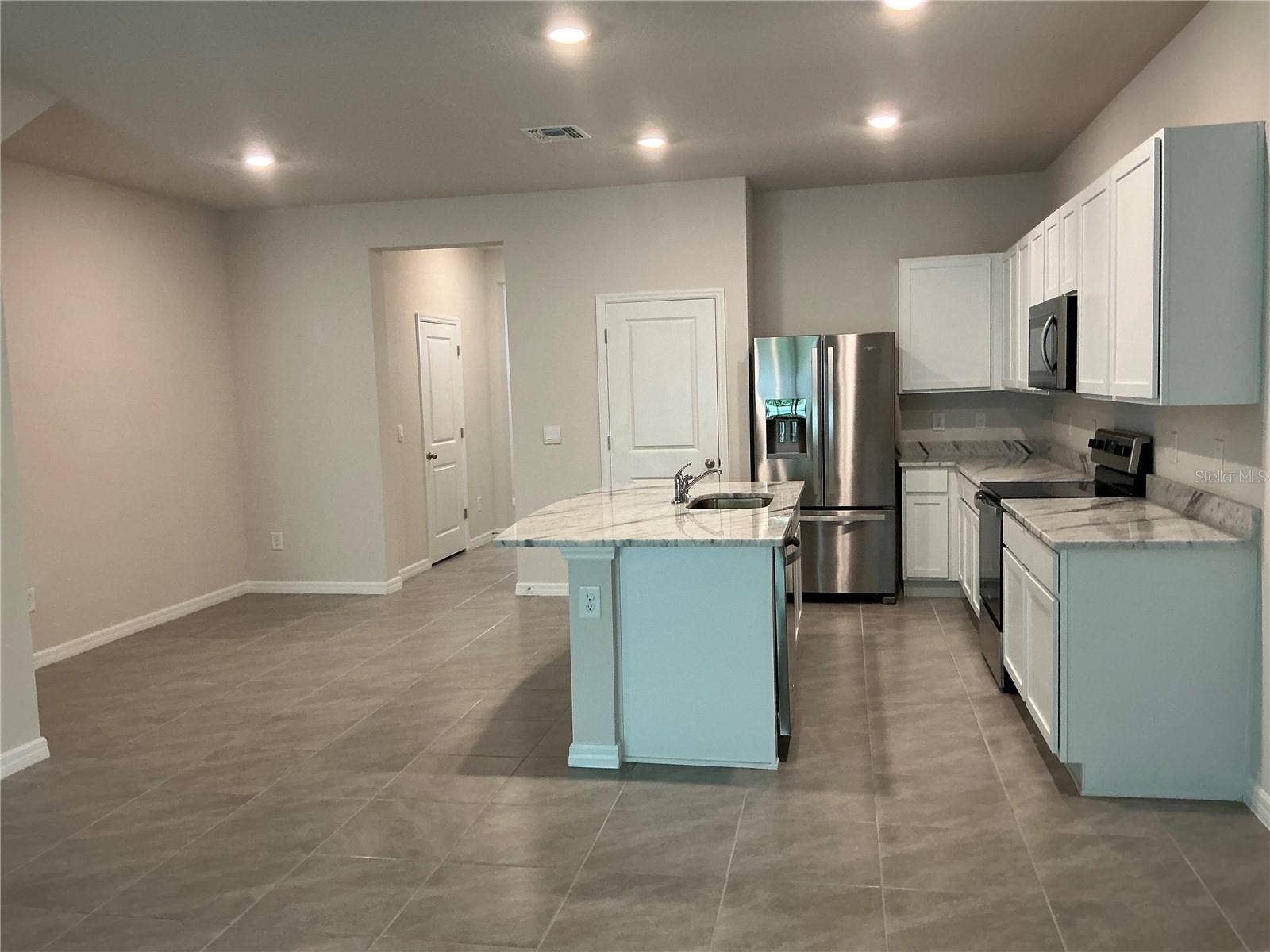 11961 HAMILTON AVENUE, Largo, FL 33774 11961 HAMILTON AVENUE, Largo, FL 33774