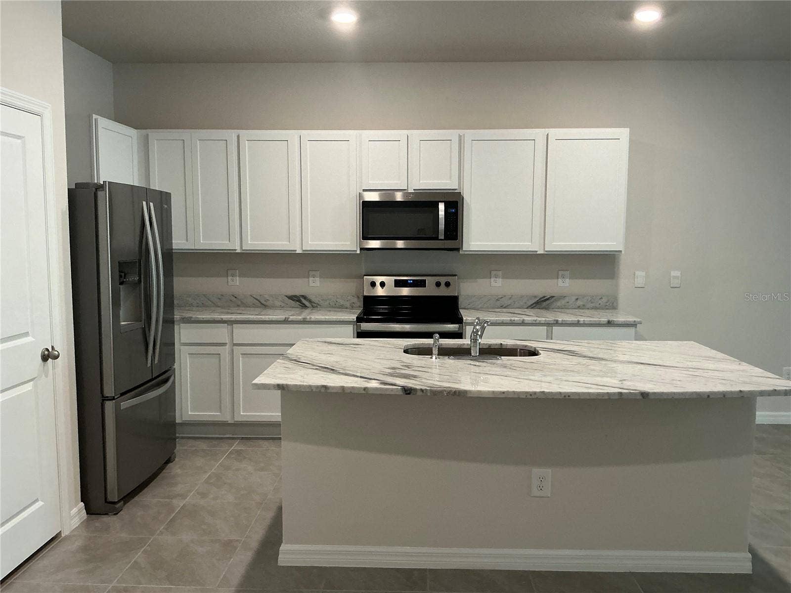 11961 HAMILTON AVENUE, Largo, FL 33774 11961 HAMILTON AVENUE, Largo, FL 33774