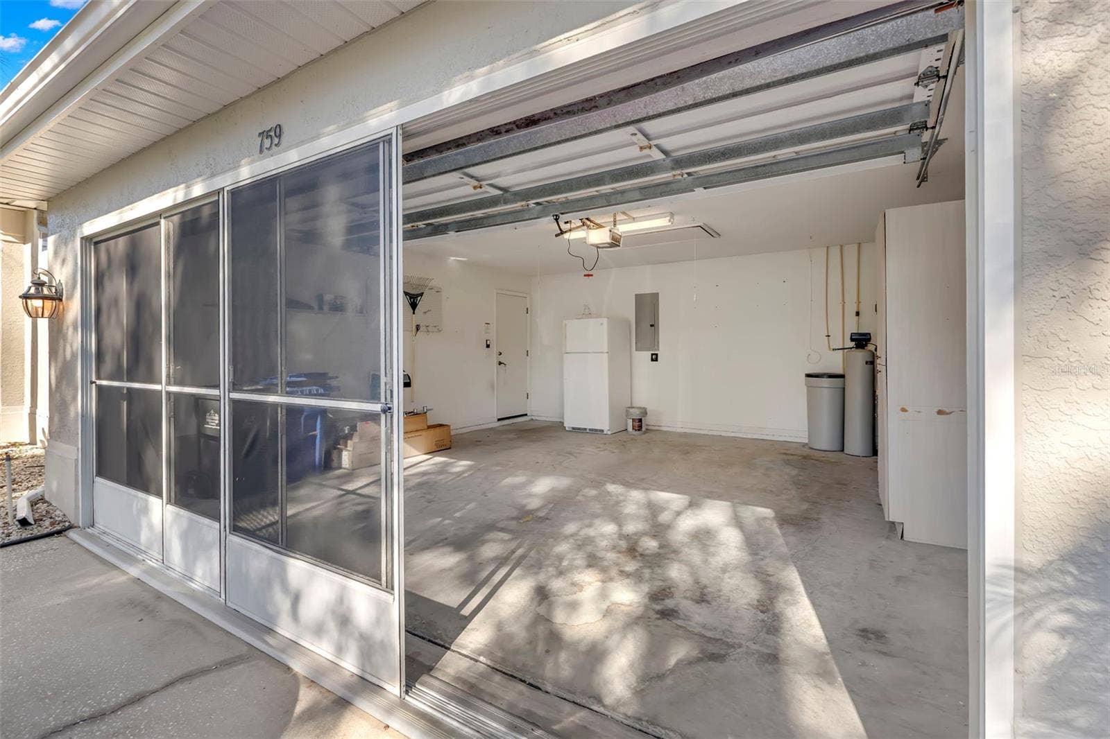 759 MASTERPIECE DRIVE, Sun City Center, FL 33573 Two Car Garage
