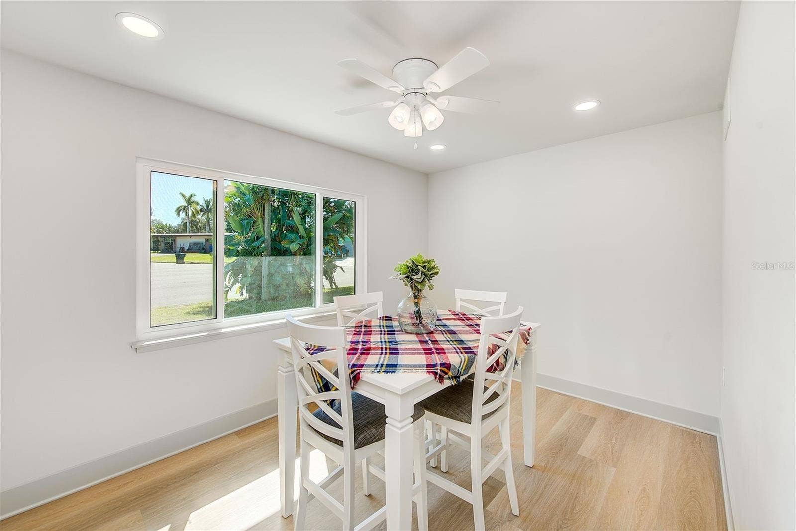 362 GATEWOOD DRIVE, Largo, FL 33770 362 GATEWOOD DRIVE, Largo, FL 33770