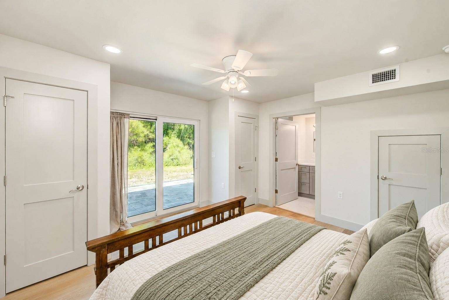 362 GATEWOOD DRIVE, Largo, FL 33770 362 GATEWOOD DRIVE, Largo, FL 33770
