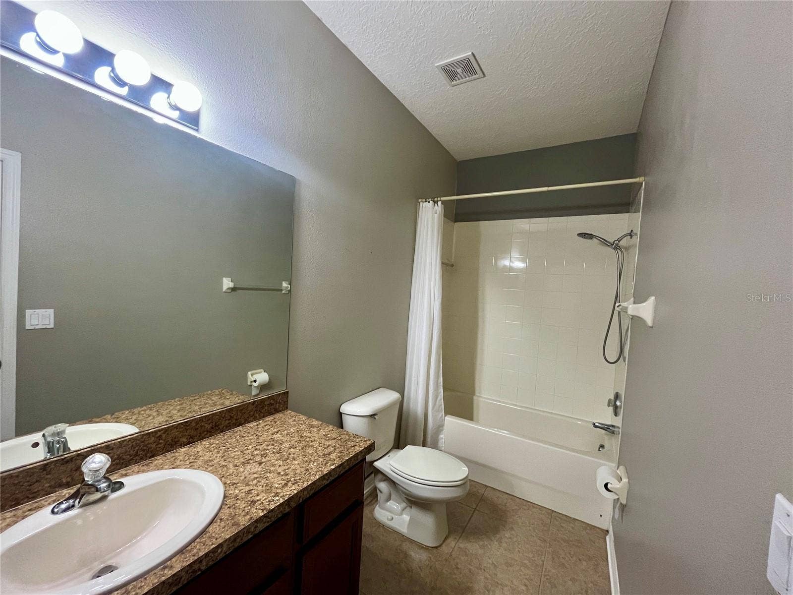 1040 ORCA COURT, Holiday, FL 34691 1040 ORCA COURT, Holiday, FL 34691