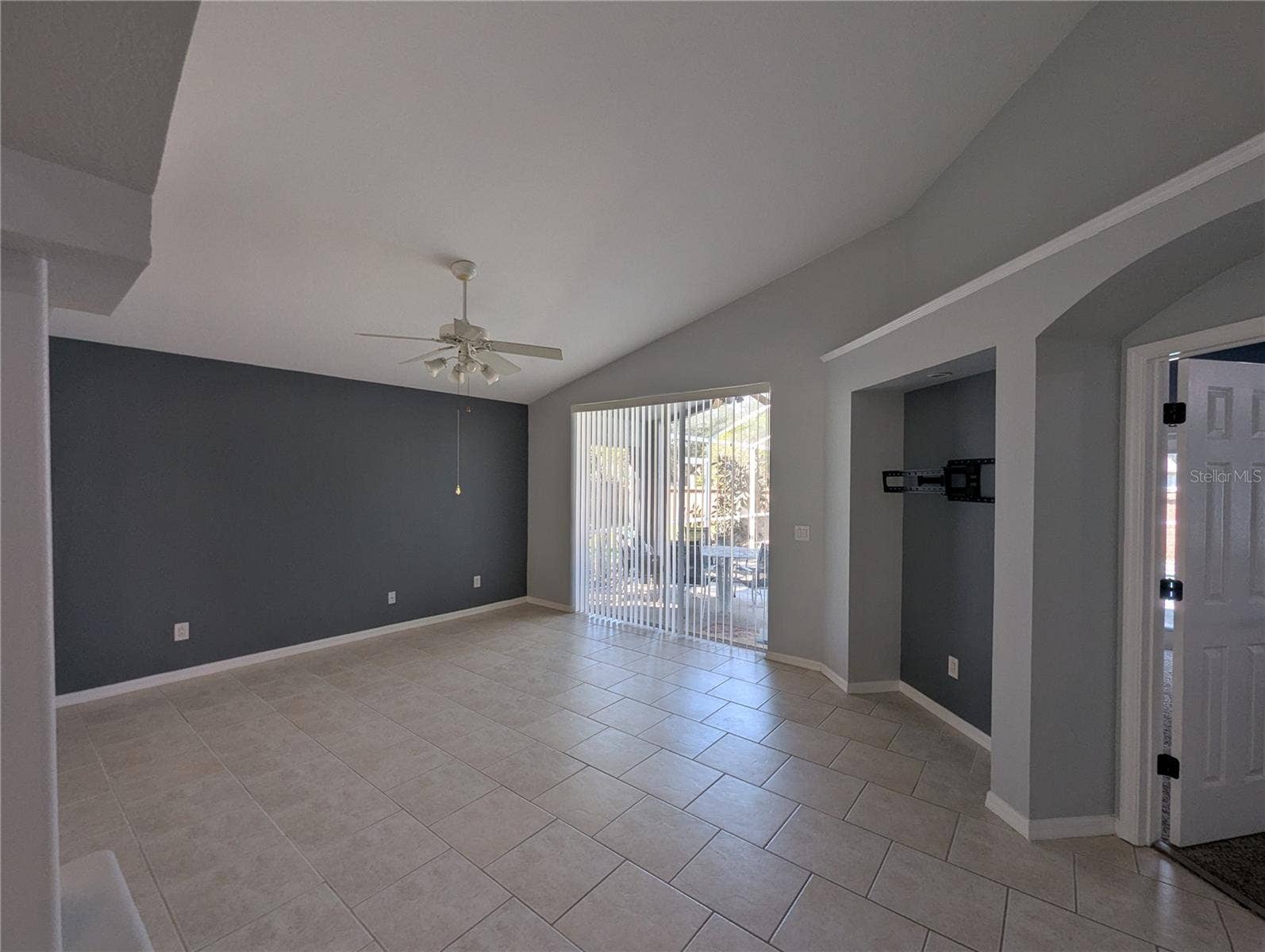 6907 FREEPORT ROAD, Riverview, FL 33578 6907 FREEPORT ROAD, Riverview, FL 33578