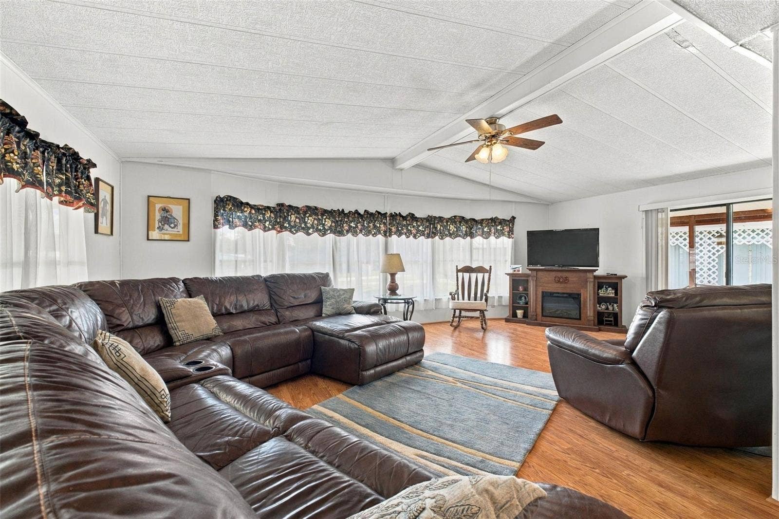 39353 SYCAMORE LANE, Zephyrhills, FL 33542 39353 SYCAMORE LANE, Zephyrhills, FL 33542