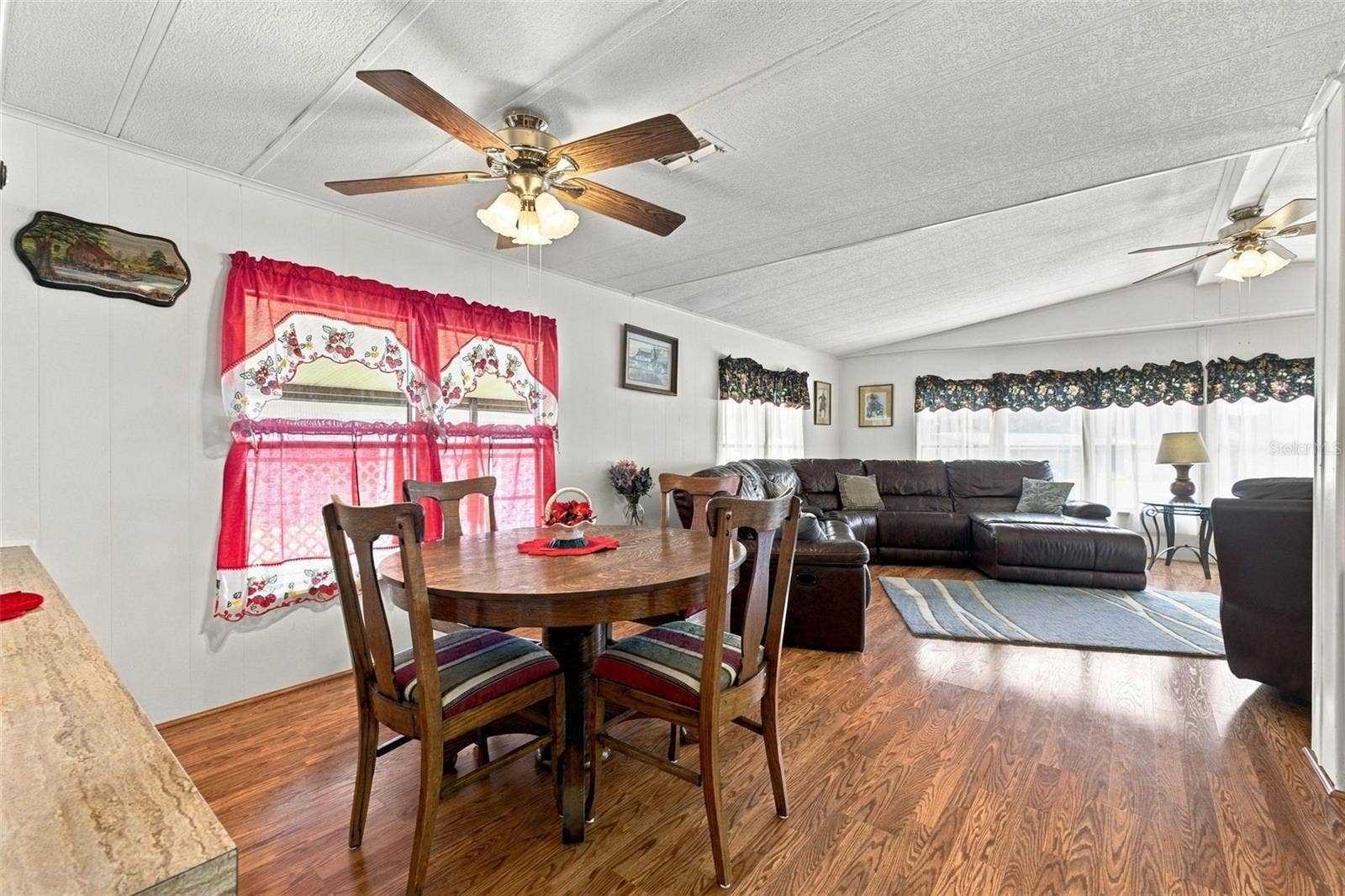39353 SYCAMORE LANE, Zephyrhills, FL 33542 39353 SYCAMORE LANE, Zephyrhills, FL 33542