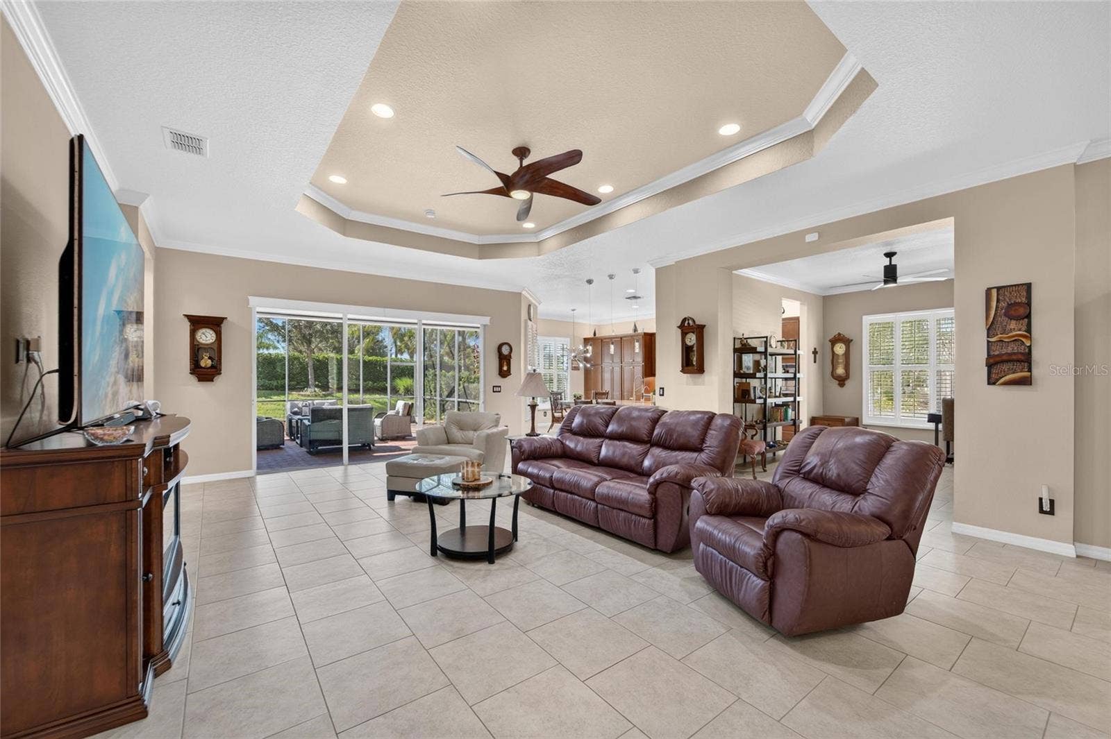 Great Room w/Coffered Ceiling