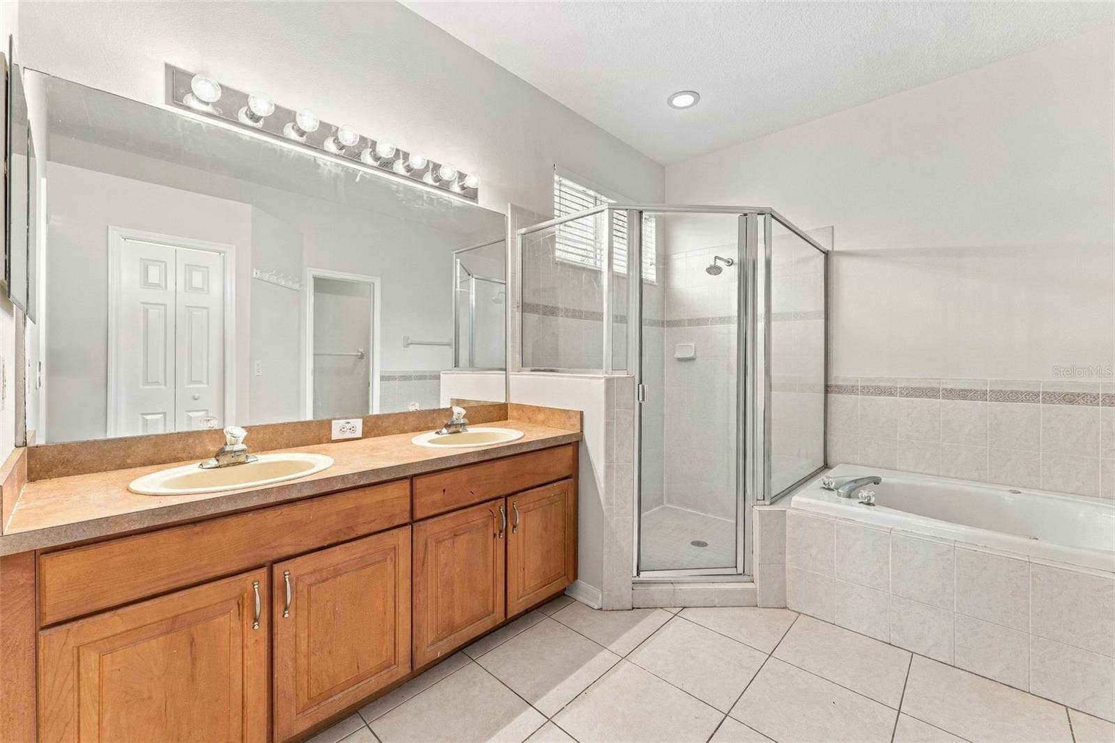 11617 GROVE ARCADE DRIVE, Riverview, FL 33569