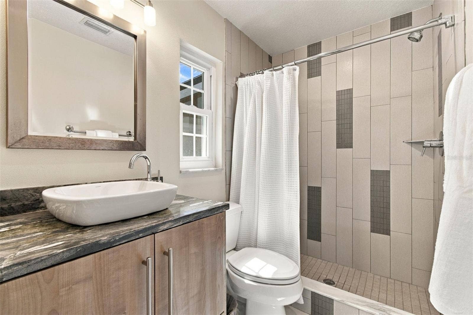 9450 ROBERTS ROAD, Odessa, FL 33556 Primary Bathroom