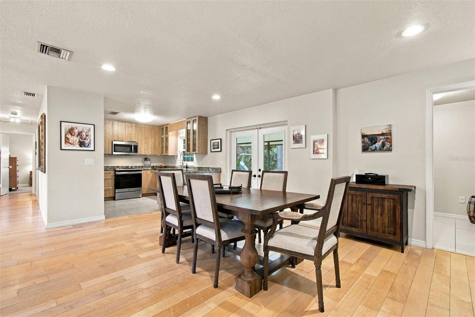 9450 ROBERTS ROAD, Odessa, FL 33556 Dining Area