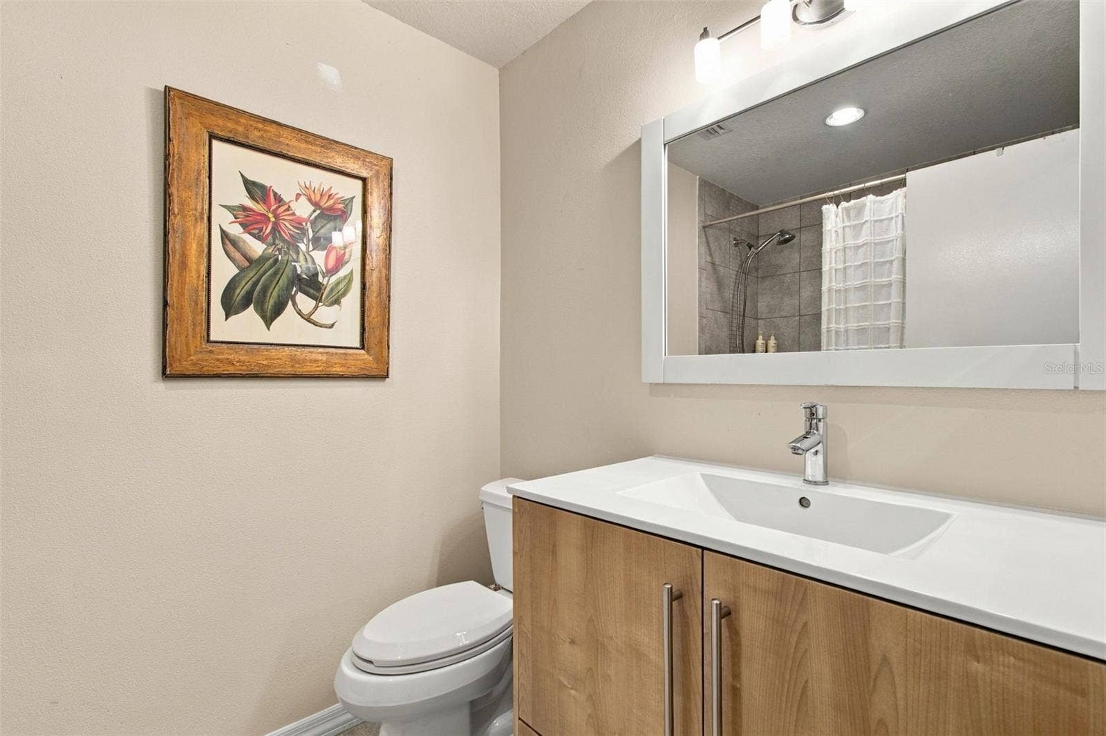 9450 ROBERTS ROAD, Odessa, FL 33556 Bathroom 2