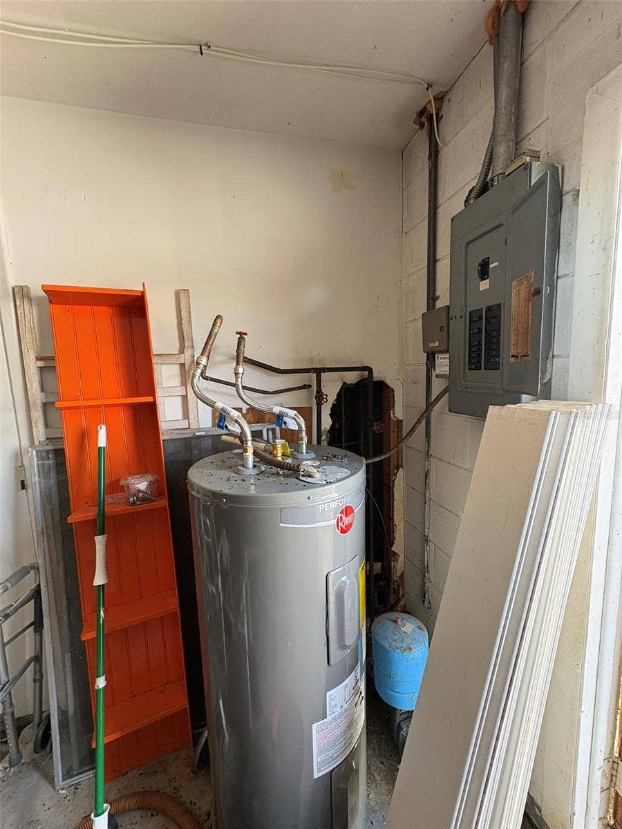 13941 84TH TERRACE, Seminole, FL 33776 13941 84TH TERRACE, Seminole, FL 33776