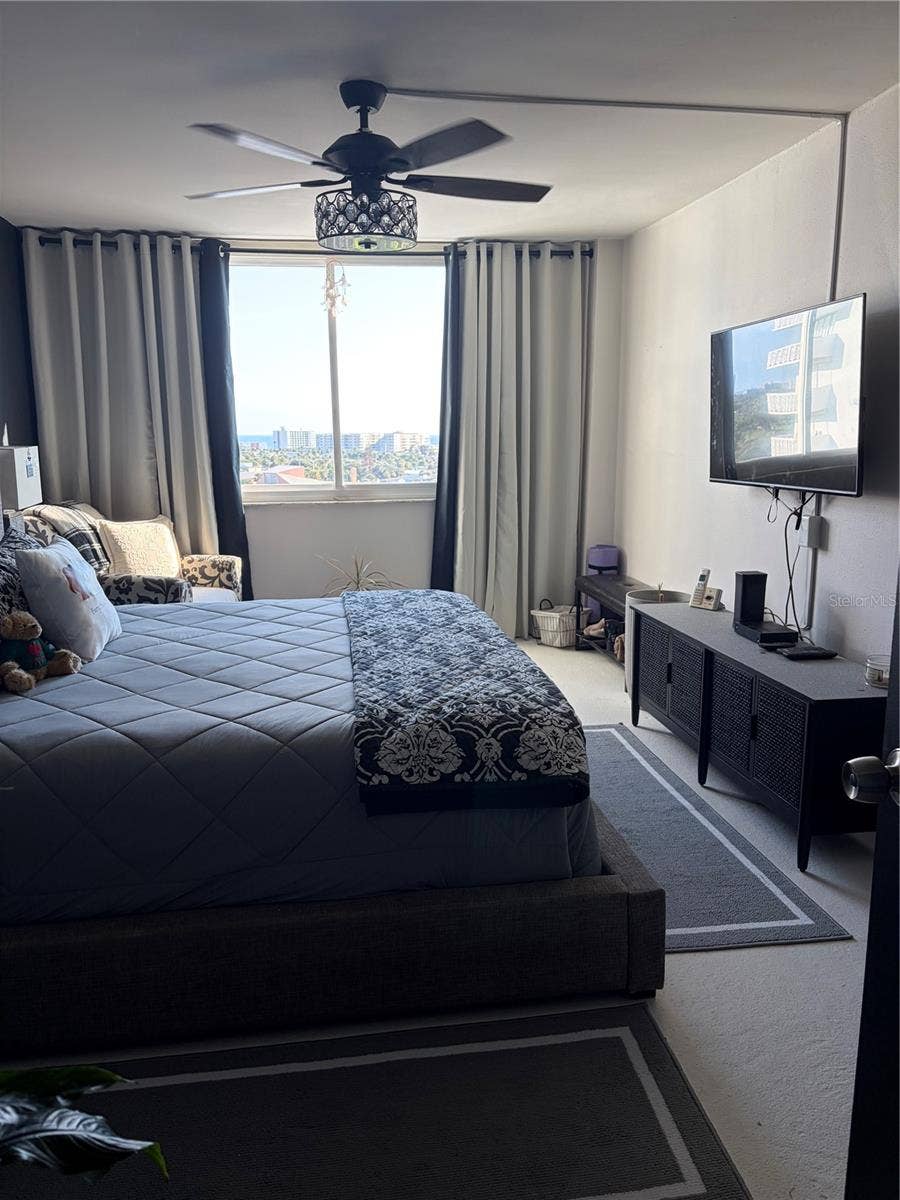 925 N HALIFAX AVENUE, #909, Daytona Beach, FL 32118 925 N HALIFAX AVENUE, #909, Daytona Beach, FL 32118