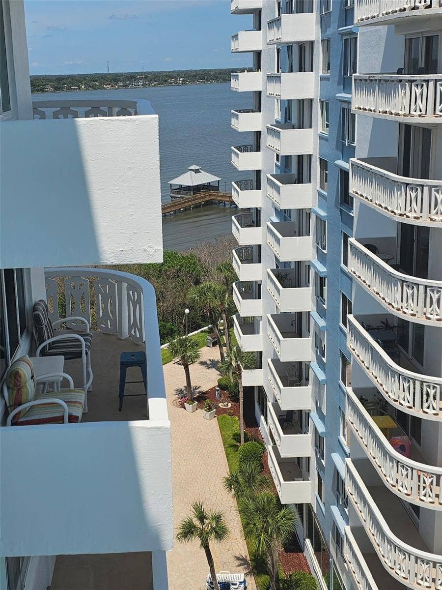 925 N HALIFAX AVENUE, #909, Daytona Beach, FL 32118 925 N HALIFAX AVENUE, #909, Daytona Beach, FL 32118