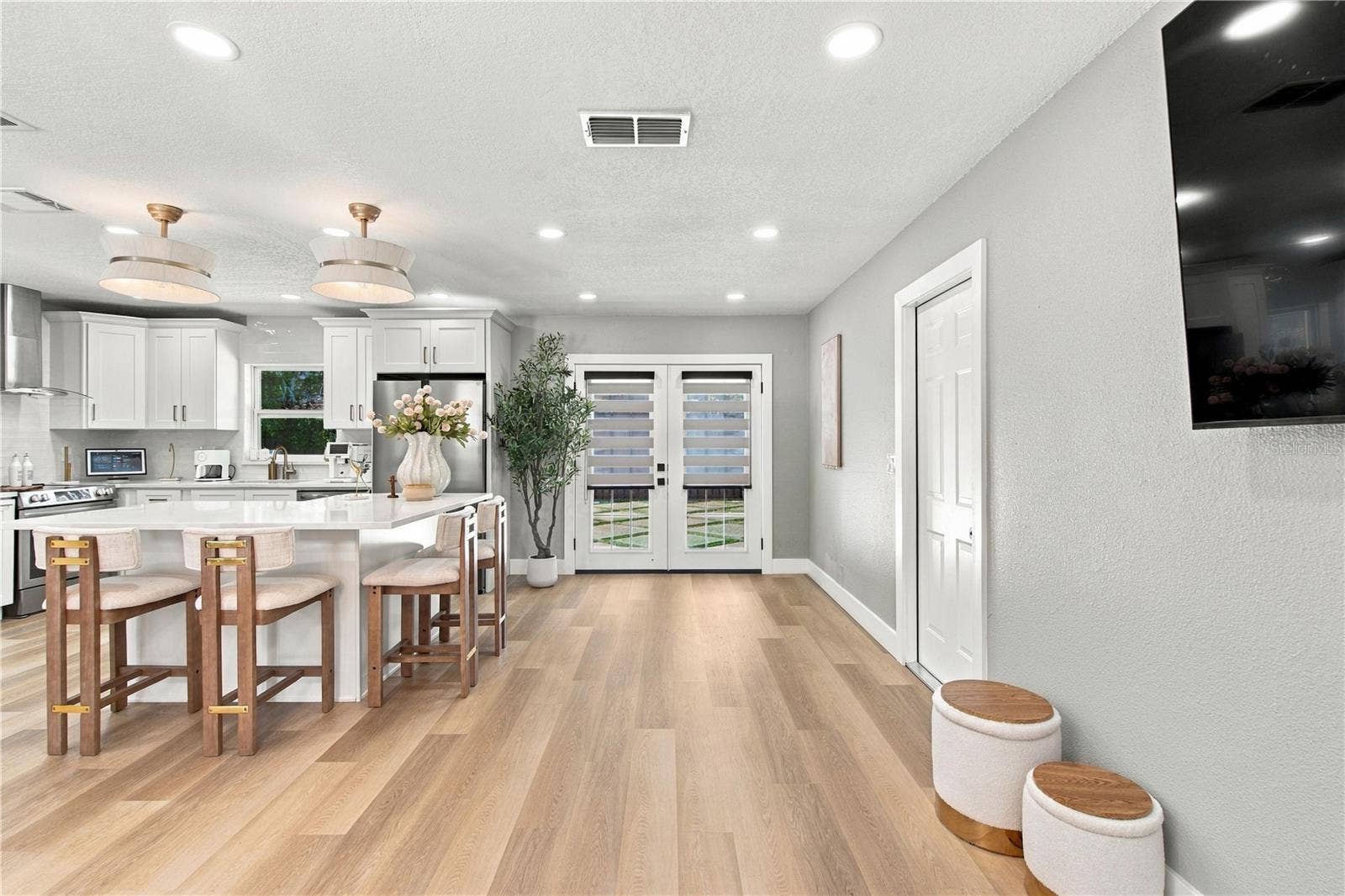 13824 CHERRY BROOK LANE, Tampa, FL 33618 13824 CHERRY BROOK LANE, Tampa, FL 33618
