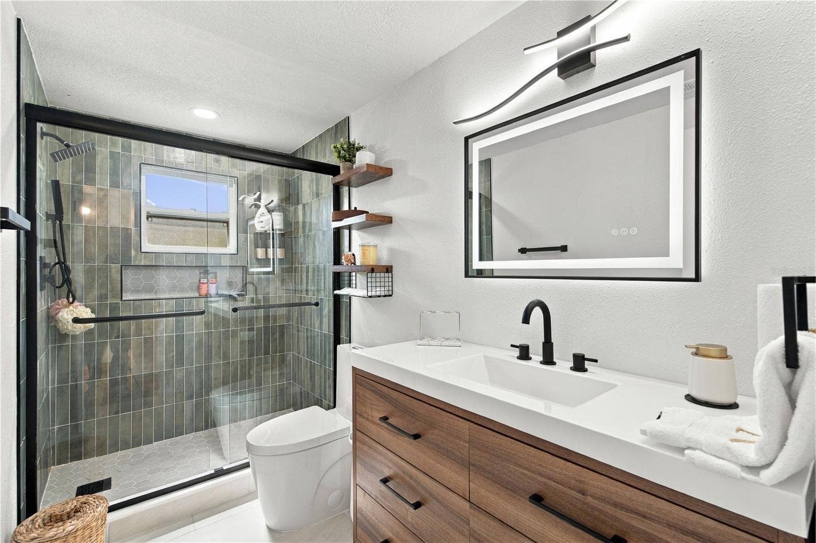 13824 CHERRY BROOK LANE, Tampa, FL 33618 BATHROOM 2