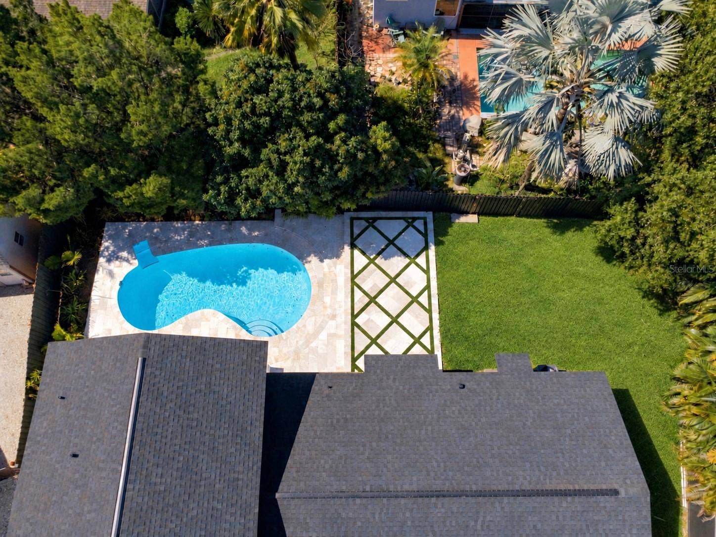 13824 CHERRY BROOK LANE, Tampa, FL 33618 POOL DRONE VIEW