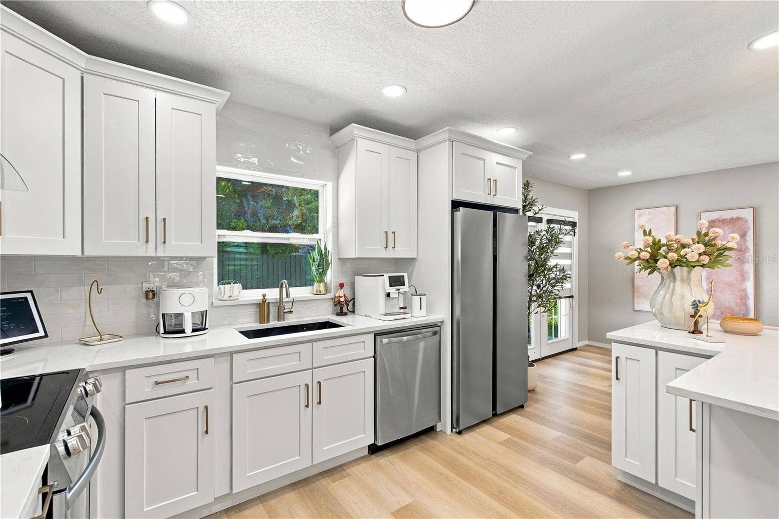 13824 CHERRY BROOK LANE, Tampa, FL 33618 KITCHEN