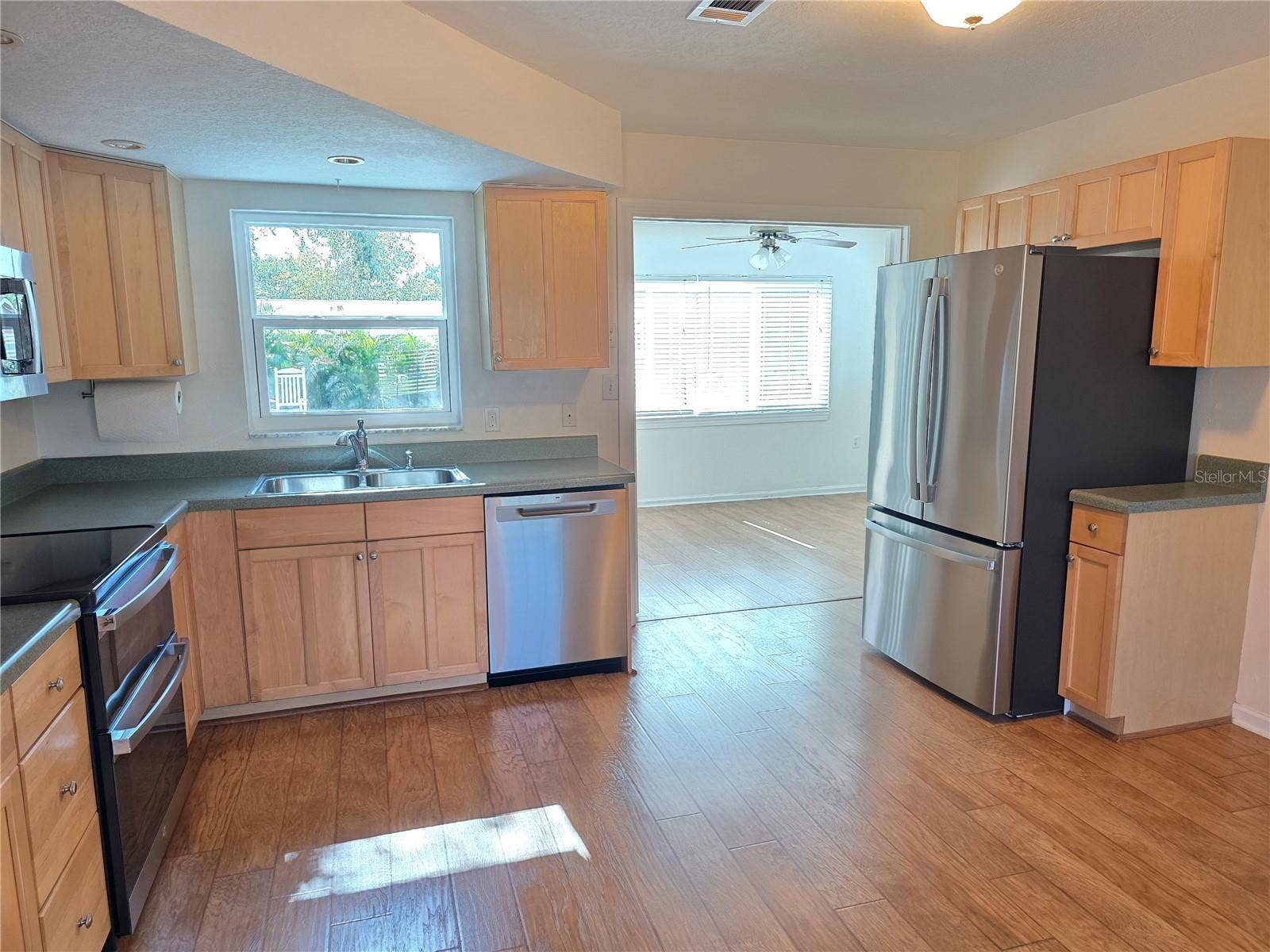8630 FOX HOLLOW DRIVE, Port Richey, FL 34668