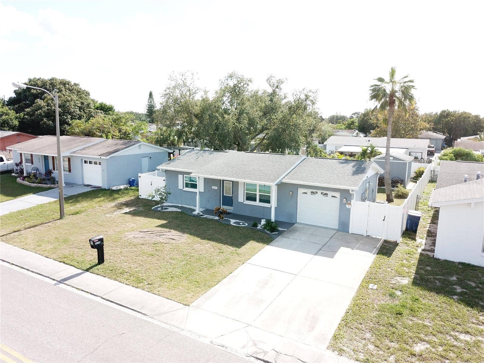 8630 FOX HOLLOW DRIVE, Port Richey, FL 34668