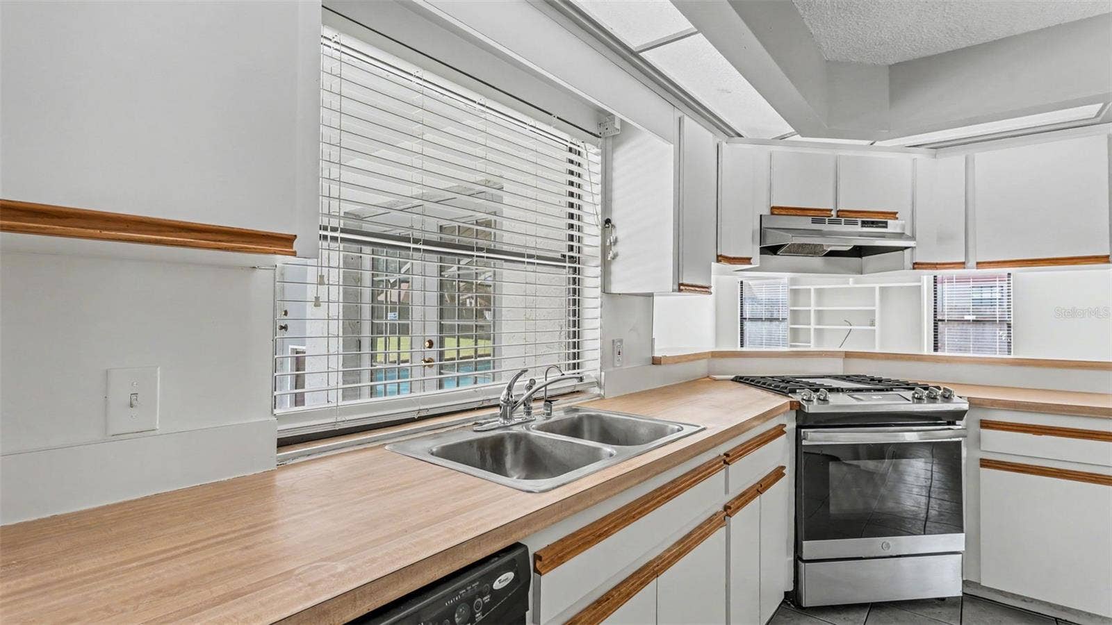 751 CEDAR KNOLL DRIVE N, Lakeland, FL 33809