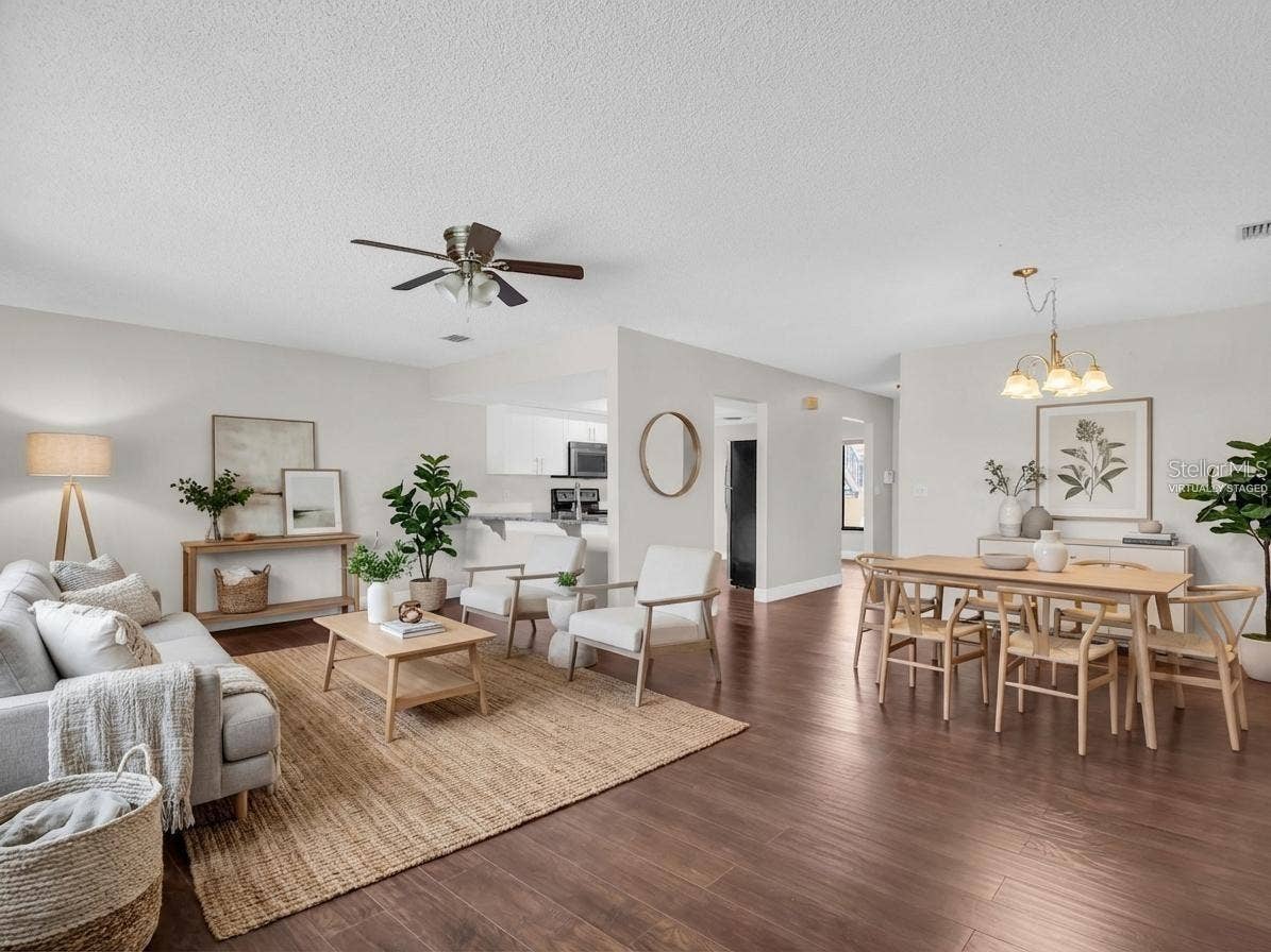1801 E LAKE ROAD, #20C, Palm Harbor, FL 34685 Virtually Staged
