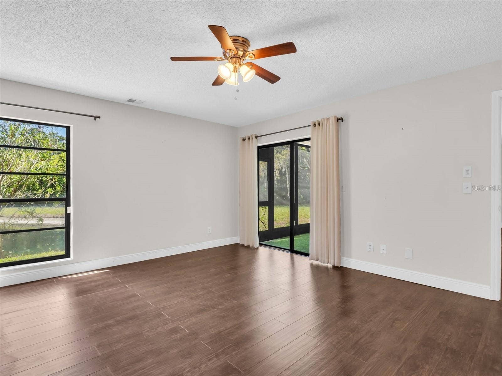 1801 E LAKE ROAD, #20C, Palm Harbor, FL 34685 1801 E LAKE ROAD, #20C, Palm Harbor, FL 34685