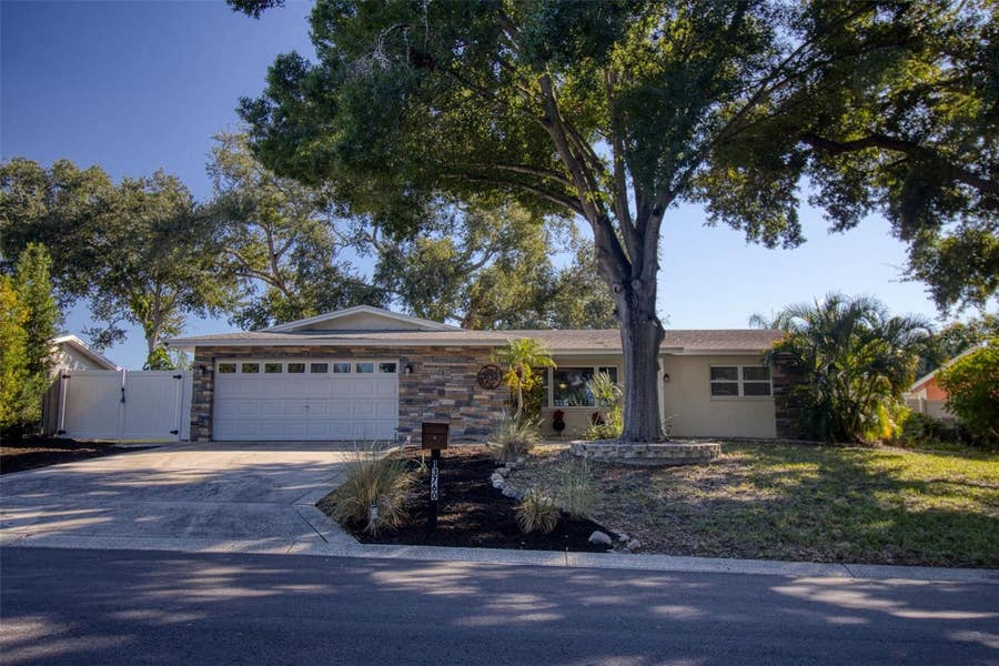 Property photo for 13760 87TH PLACE, Seminole, FL