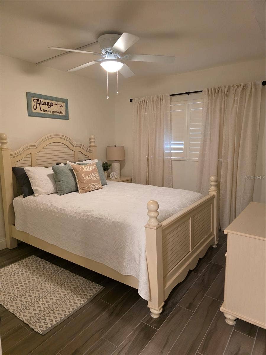 10033 64TH AVENUE N, #9, St Petersburg, FL 33708