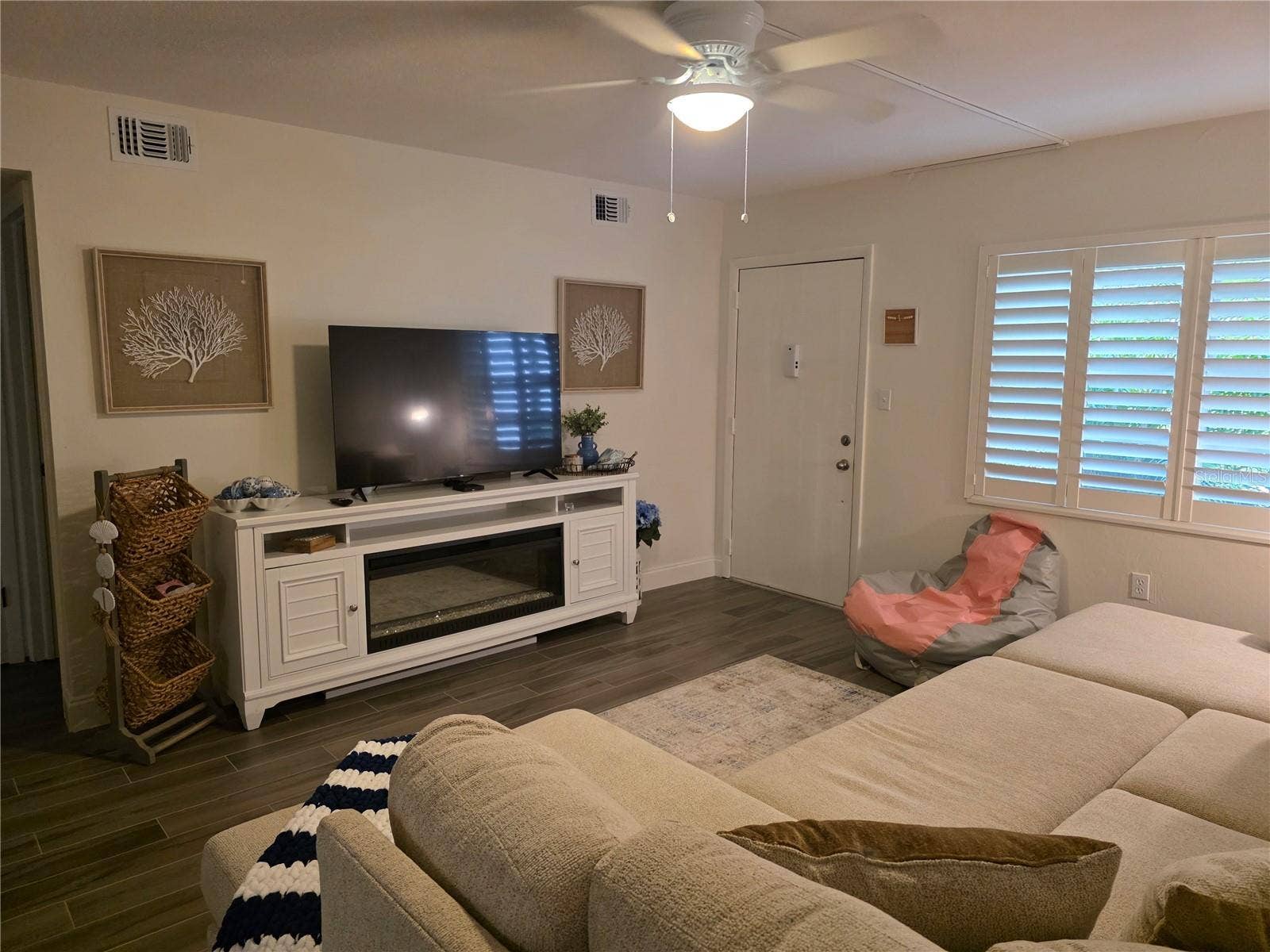 10033 64TH AVENUE N, #9, St Petersburg, FL 33708