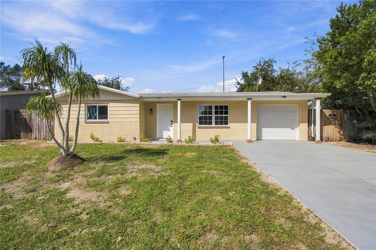 4601 EASTWOOD LANE, Holiday, FL 34690 4601 EASTWOOD LANE, Holiday, FL 34690
