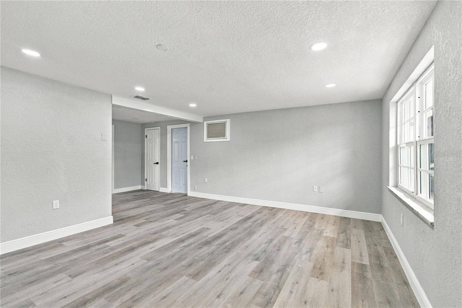 4601 EASTWOOD LANE, Holiday, FL 34690 4601 EASTWOOD LANE, Holiday, FL 34690
