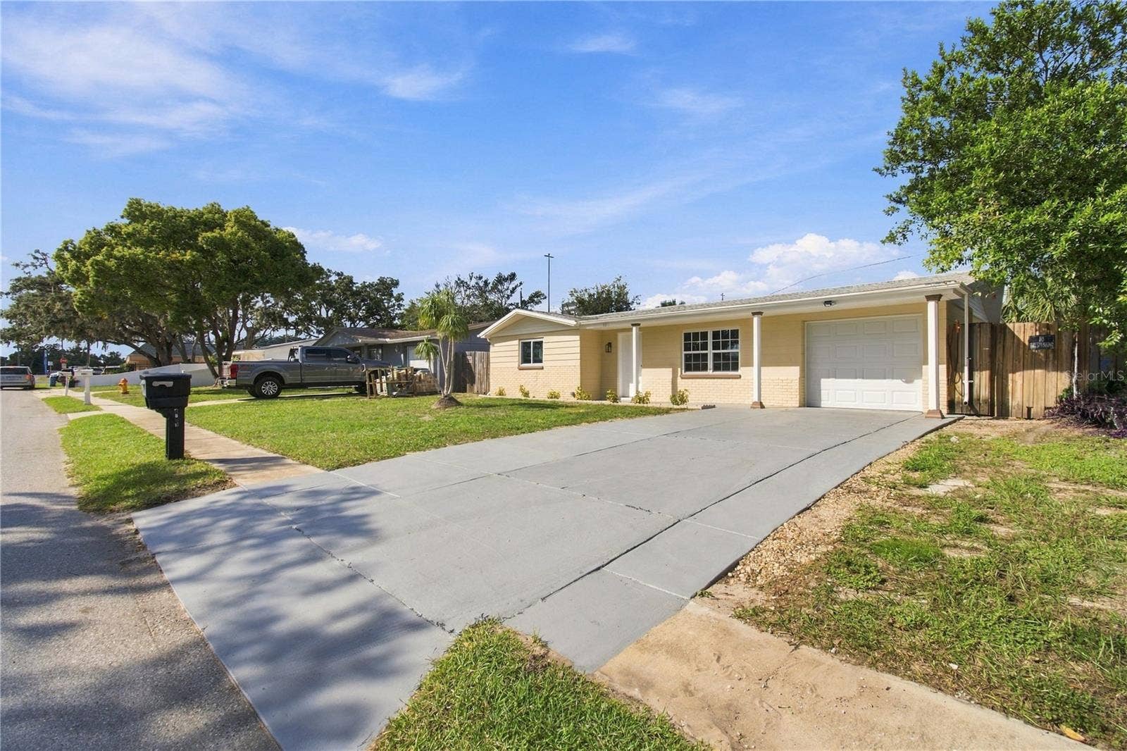 4601 EASTWOOD LANE, Holiday, FL 34690 4601 EASTWOOD LANE, Holiday, FL 34690