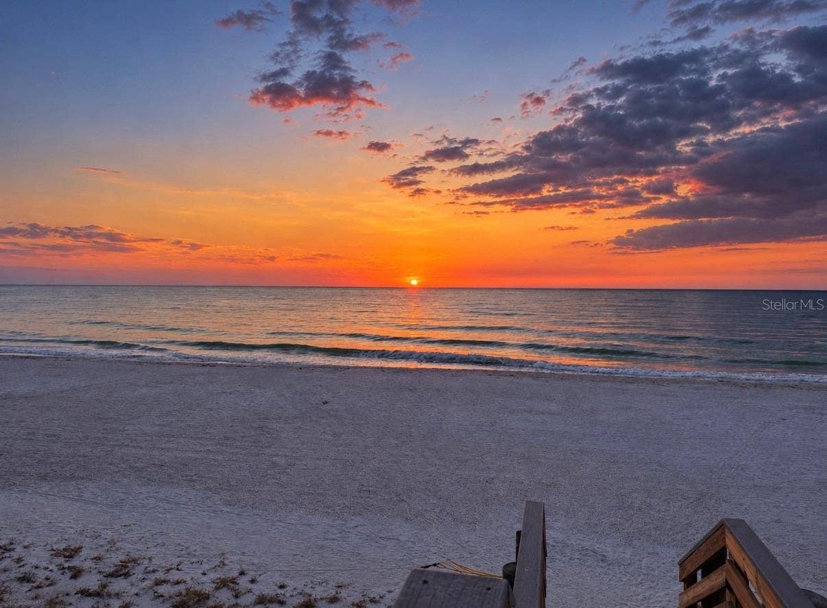 105 6TH AVENUE, St Pete Beach, FL 33706 105 6TH AVENUE, St Pete Beach, FL 33706