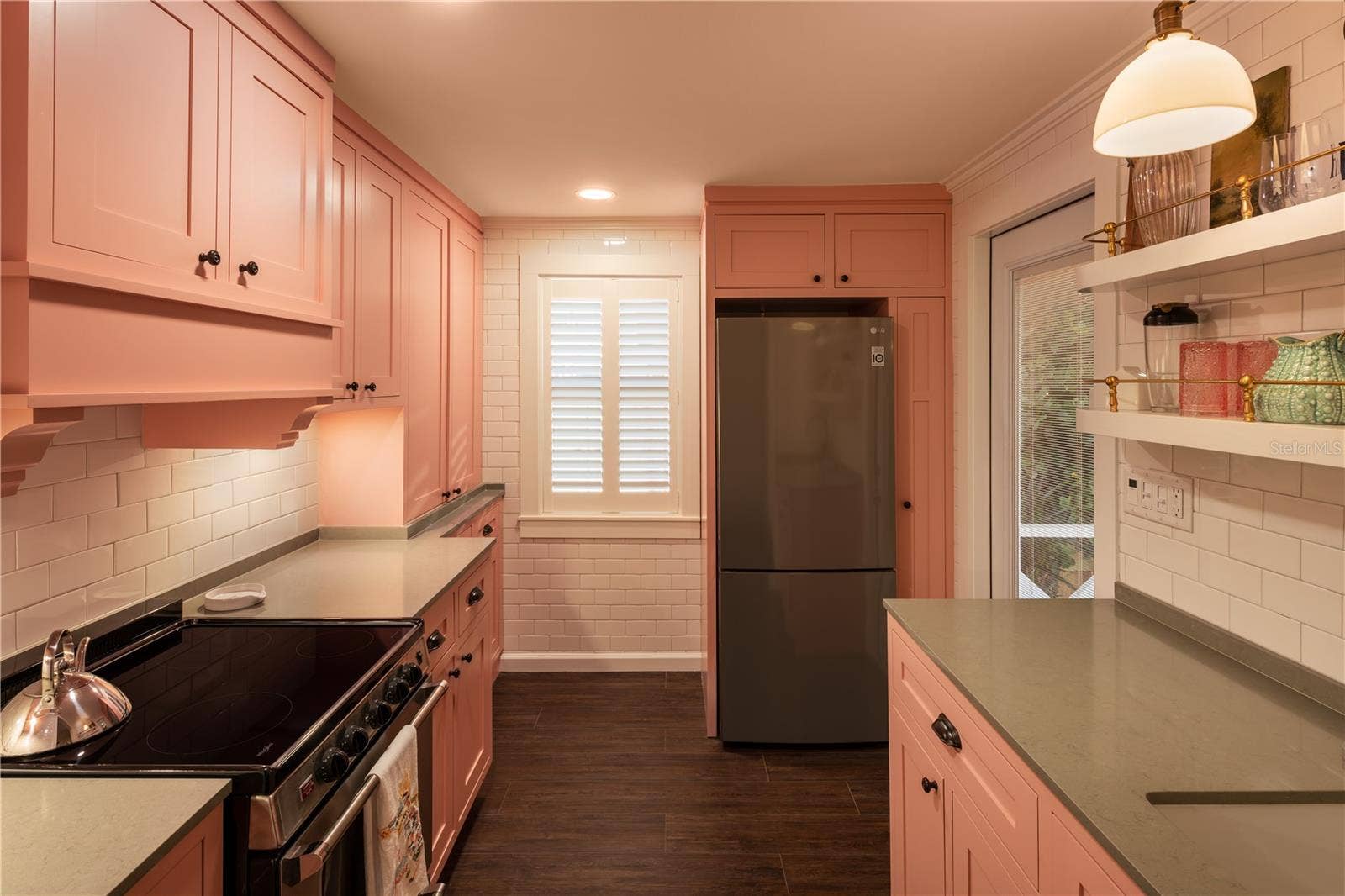 105 6TH AVENUE, St Pete Beach, FL 33706 105 6TH AVENUE, St Pete Beach, FL 33706