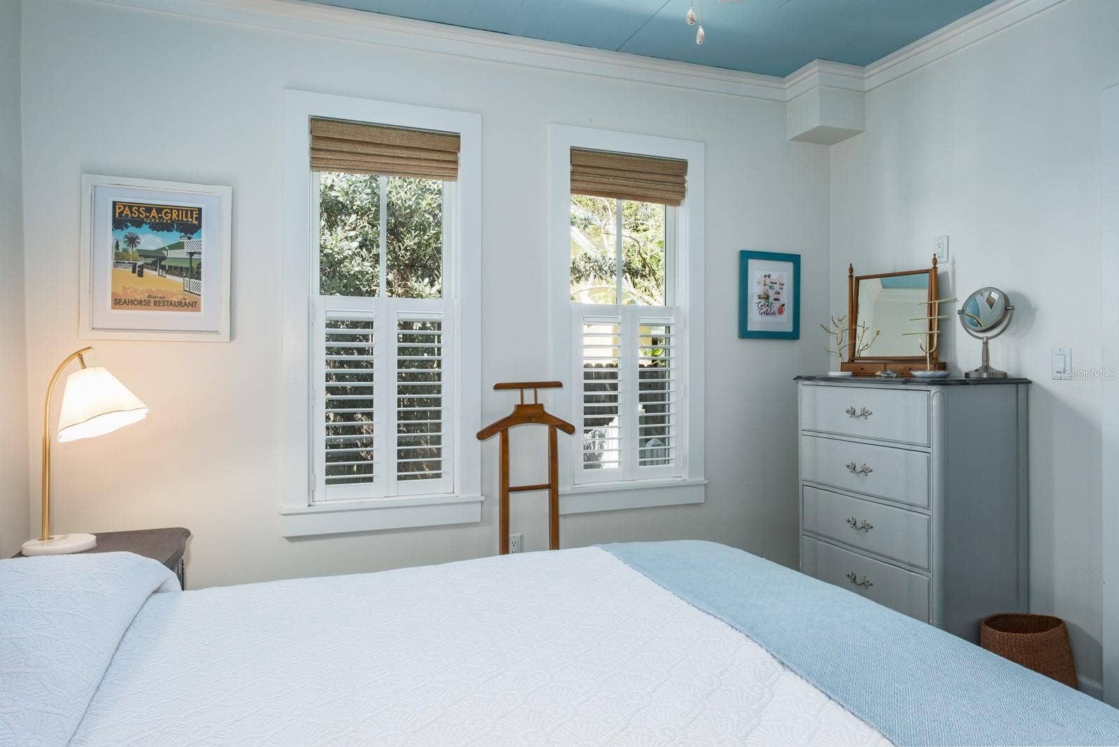 105 6TH AVENUE, St Pete Beach, FL 33706 Main Cottage Primary Bedroom