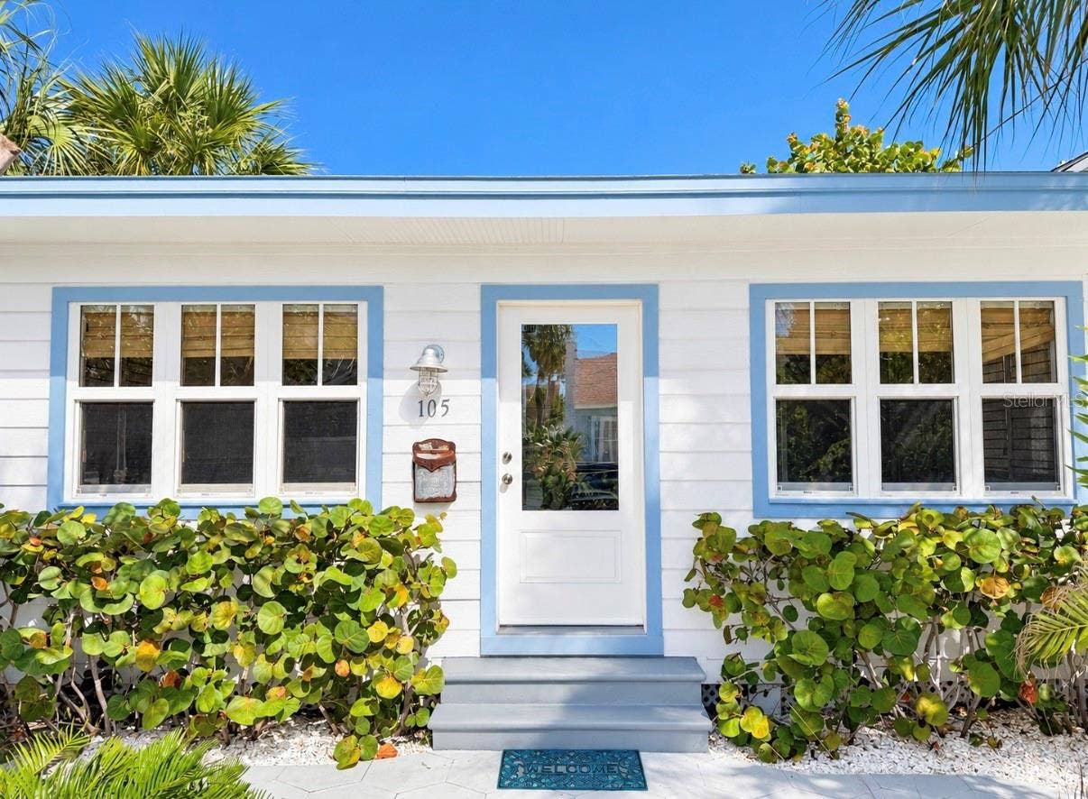 105 6TH AVENUE, St Pete Beach, FL 33706 105 6TH AVENUE, St Pete Beach, FL 33706