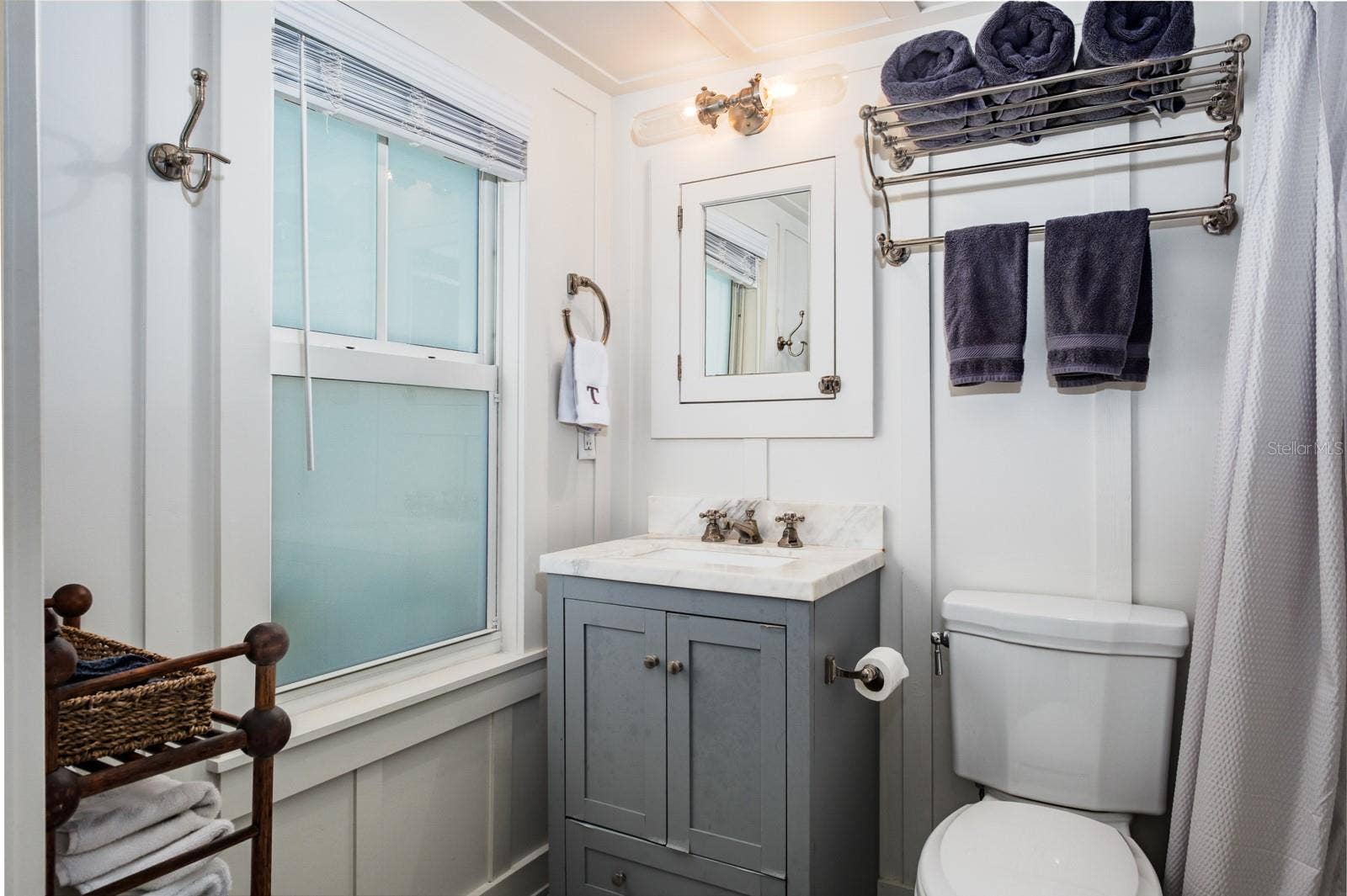 105 6TH AVENUE, St Pete Beach, FL 33706 Main Cottage Bathroom