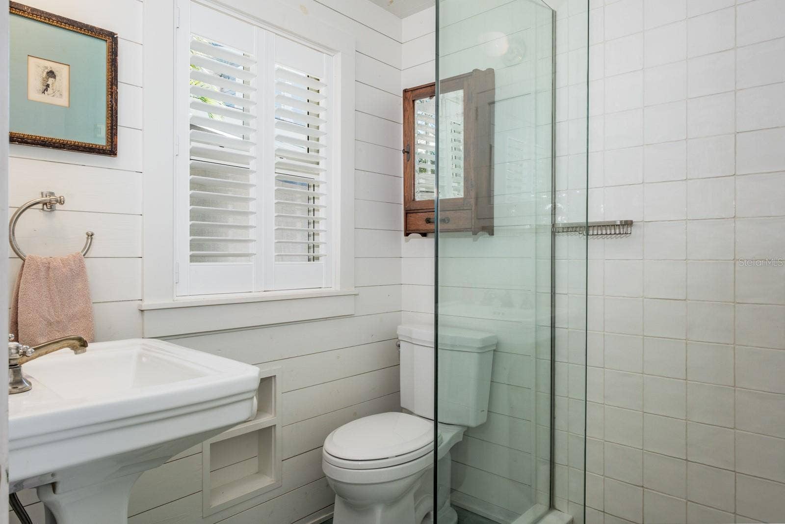 105 6TH AVENUE, St Pete Beach, FL 33706 Back Cottage Bathroom
