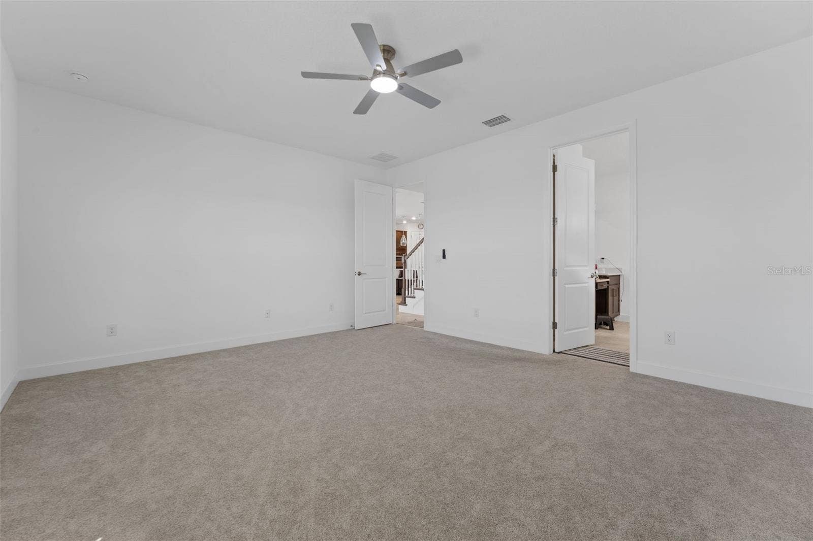 1628 LONGLINER LOOP, Wesley Chapel, FL 33543
