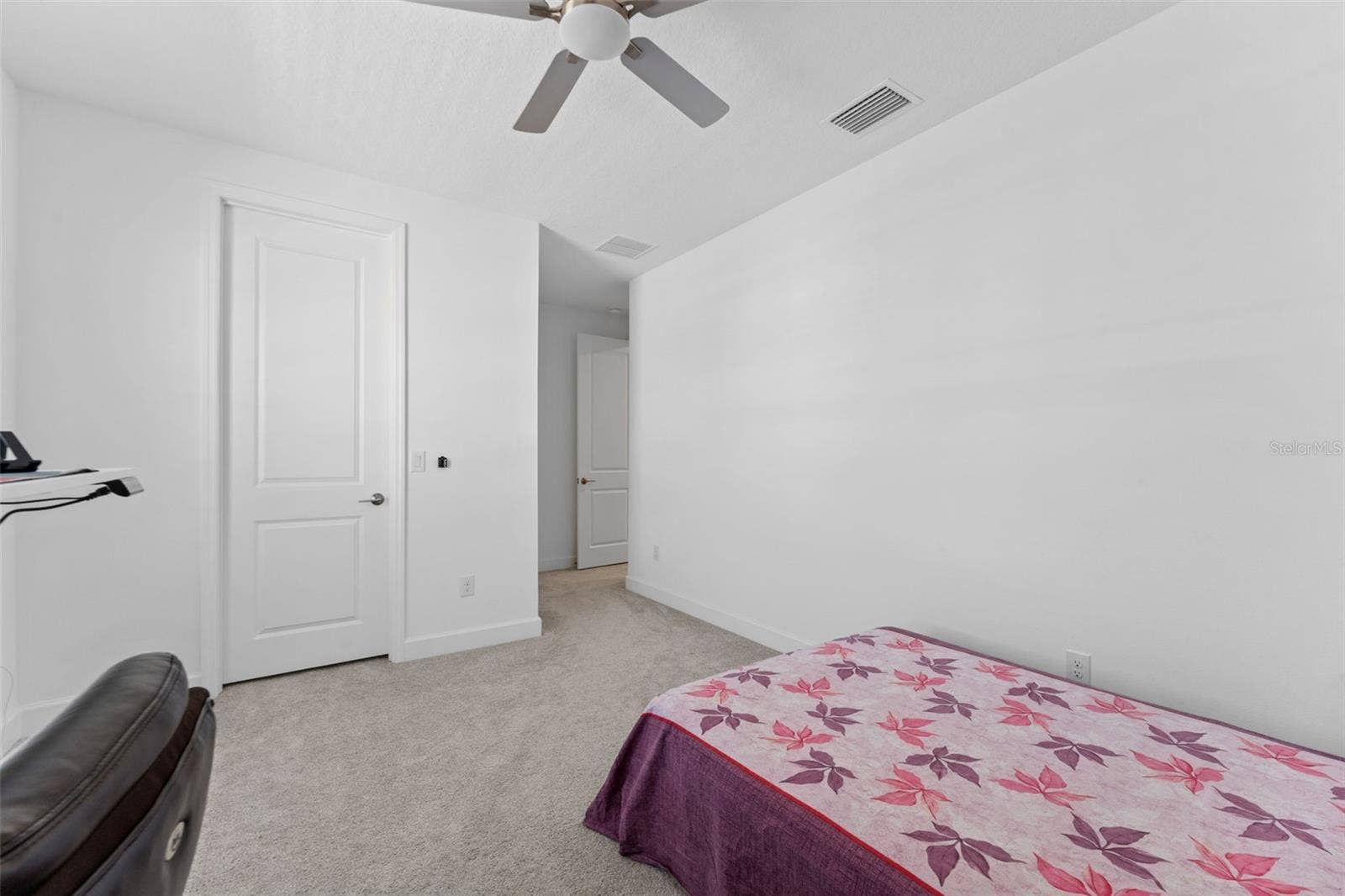 1628 LONGLINER LOOP, Wesley Chapel, FL 33543