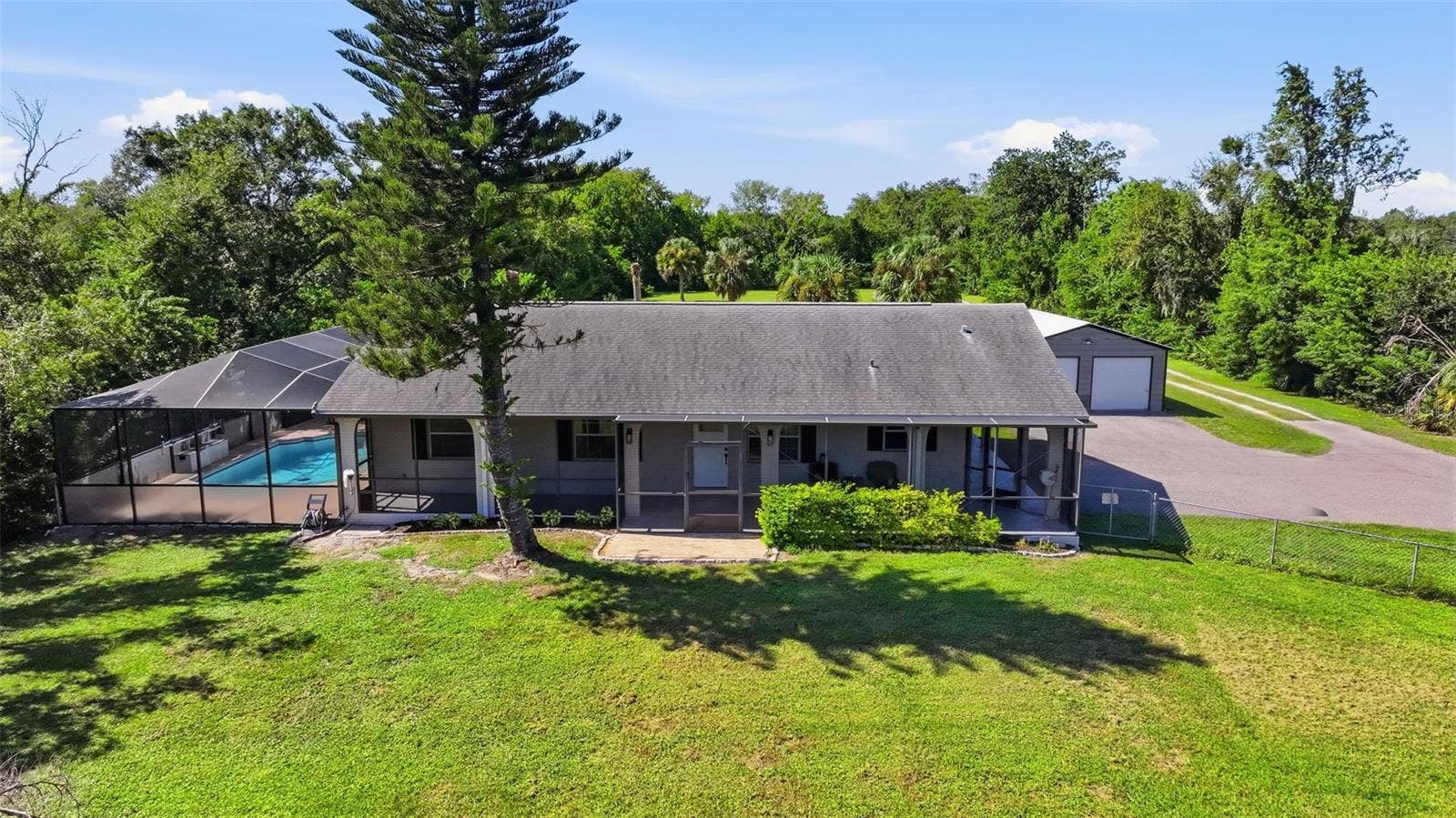 11711 MESSLER ROAD, Gibsonton, FL 33534