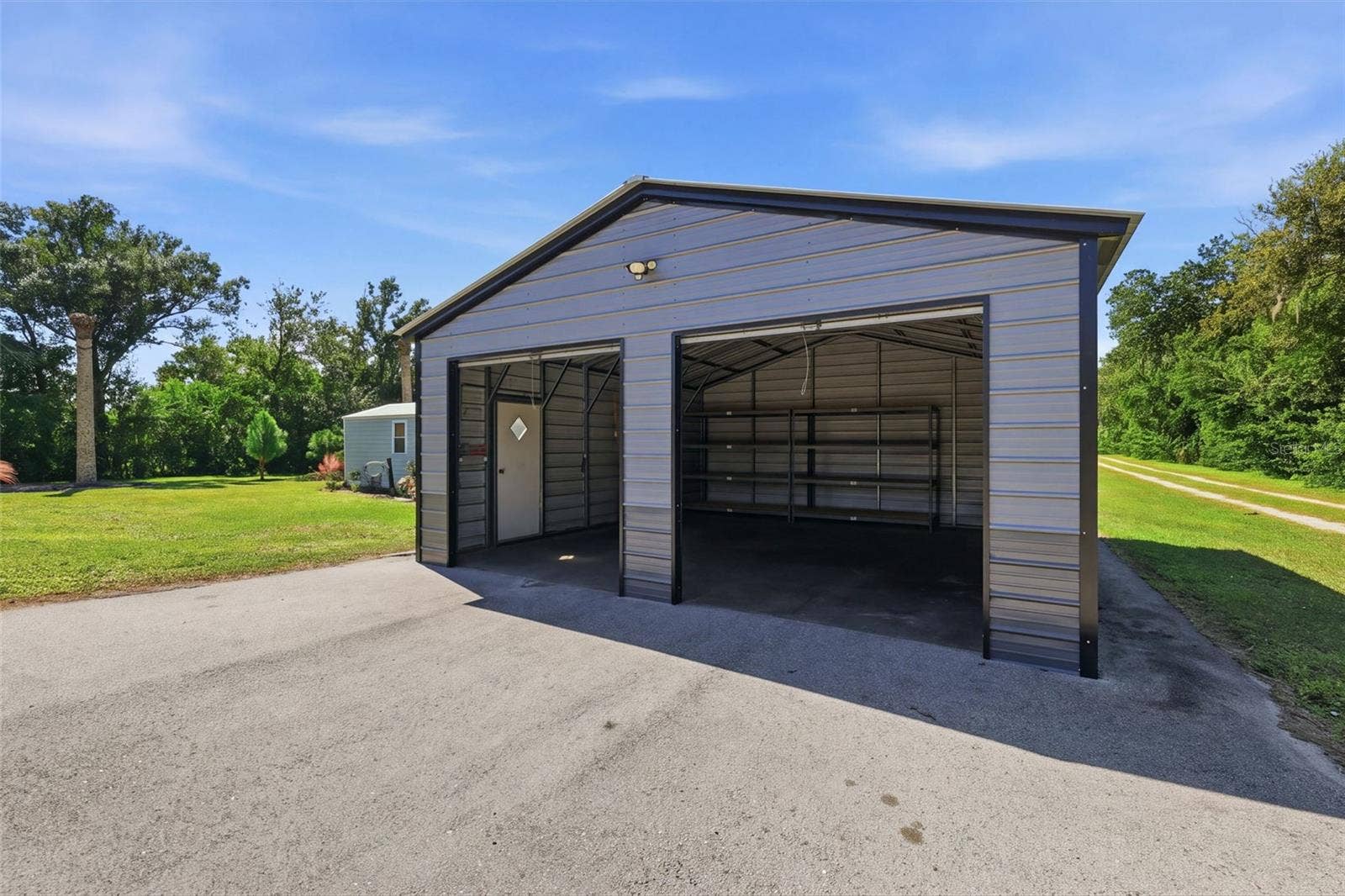11711 MESSLER ROAD, Gibsonton, FL 33534