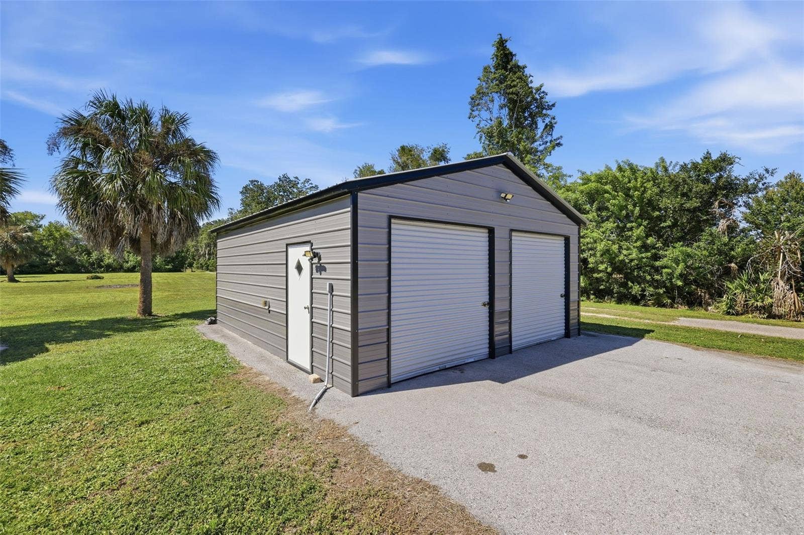 11711 MESSLER ROAD, Gibsonton, FL 33534