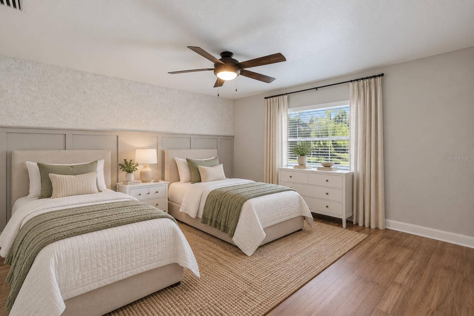 11711 MESSLER ROAD, Gibsonton, FL 33534